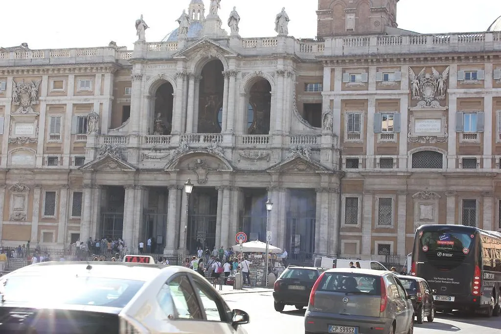 Casa Vacanze Voglia Di Roma Apartment